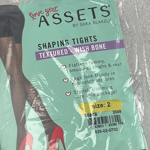 NEW‎ Spanx Assets Size 2 Black Textured Wish Bone Shaping Tights - Picture 2 of 4